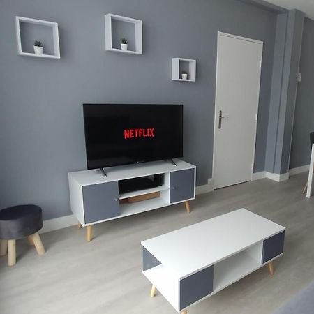 T3 Bord Centre Ville - 4Eme Etage - Fetes Interdites Bourges Exteriör bild